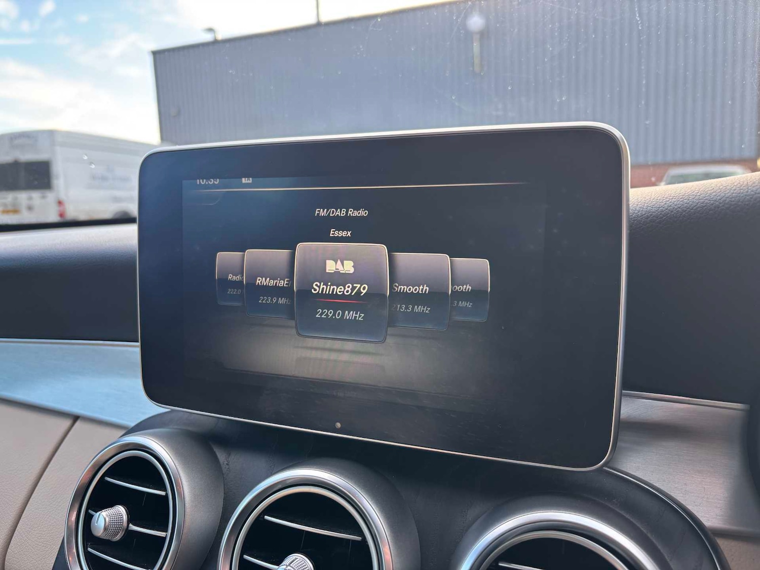 Used Mercedes-Benz C Class 2017 for sale - 76774285: Photo 32