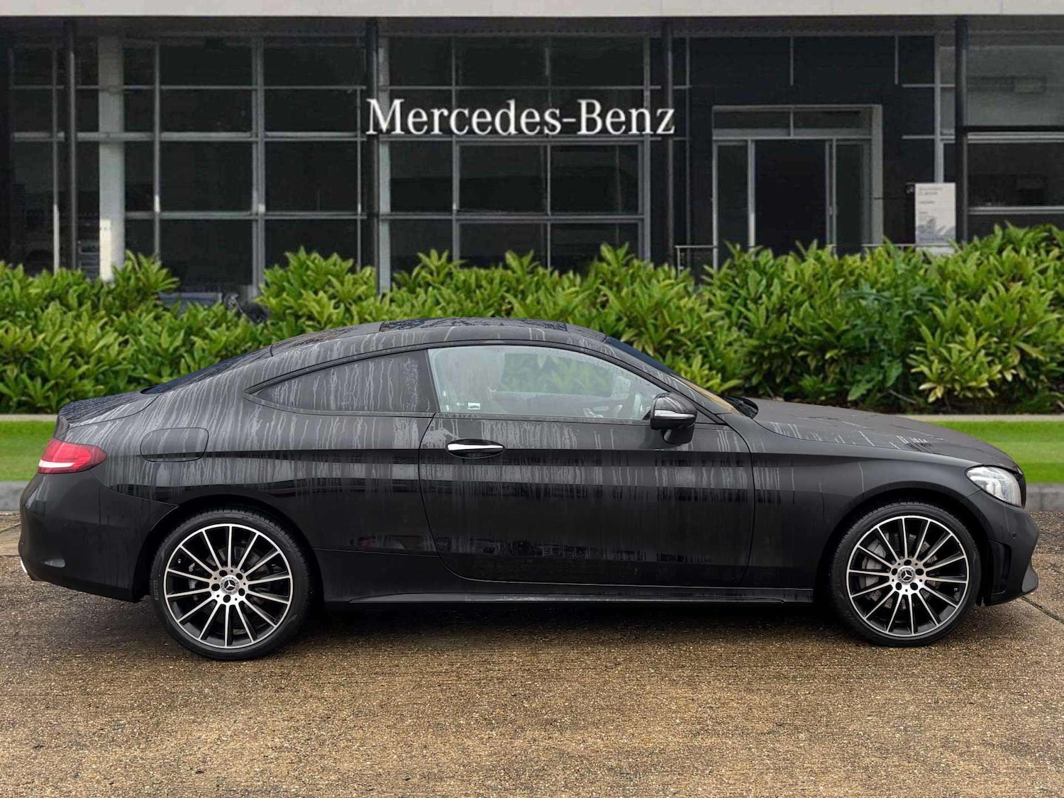 Used Mercedes-Benz C Class 2023 for sale - 77011240: Photo 2