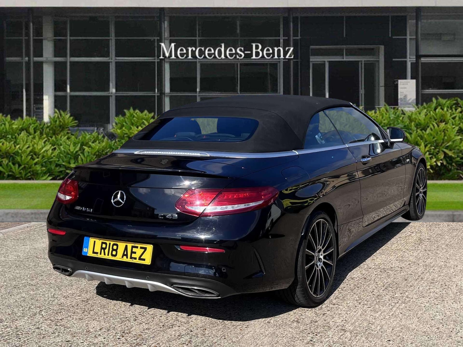 Used Mercedes-Benz C-Class 2018 for sale - 76096567: Photo 3