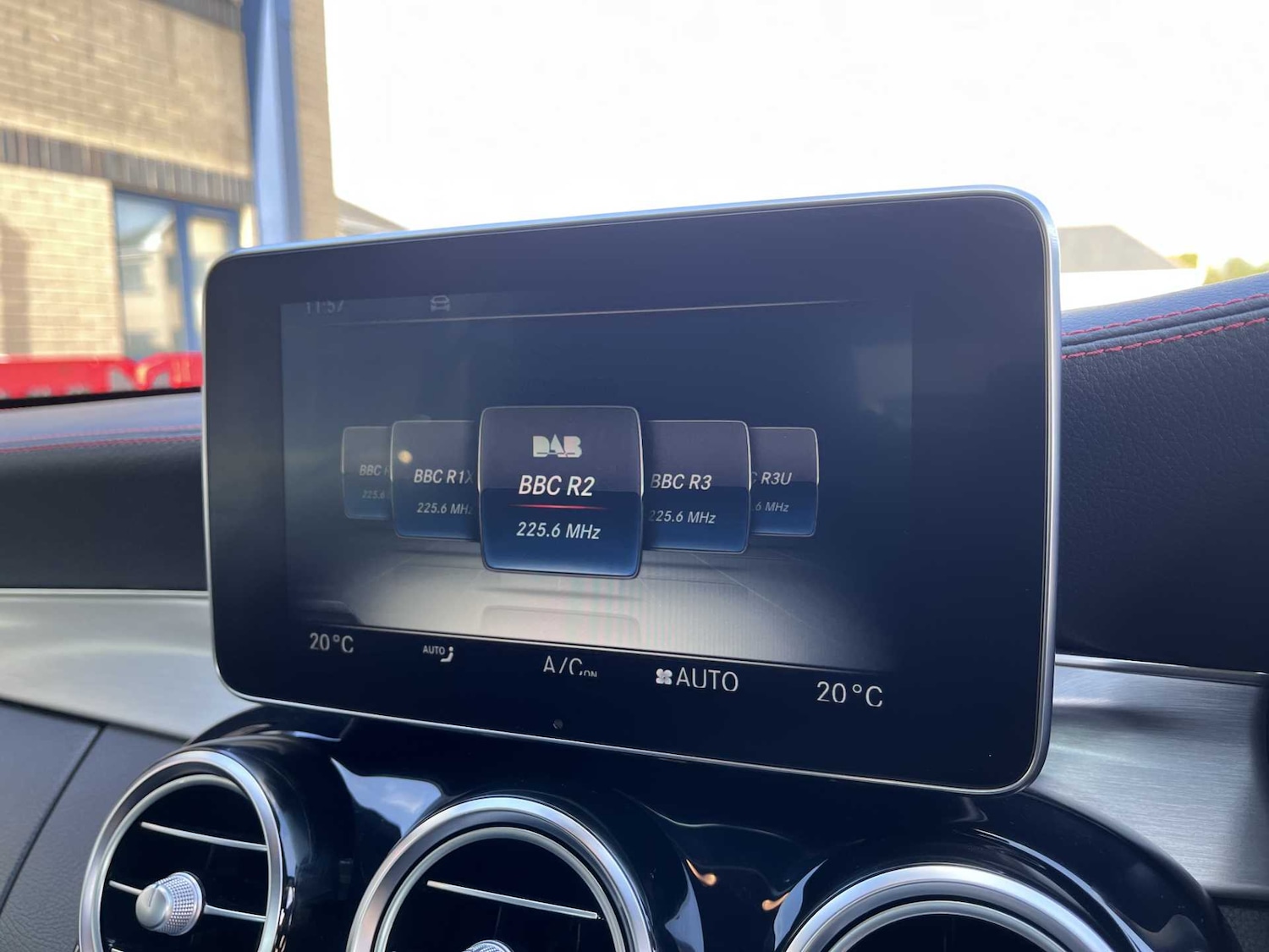 Used Mercedes-Benz C-Class 2018 for sale - 76096567: Photo 31