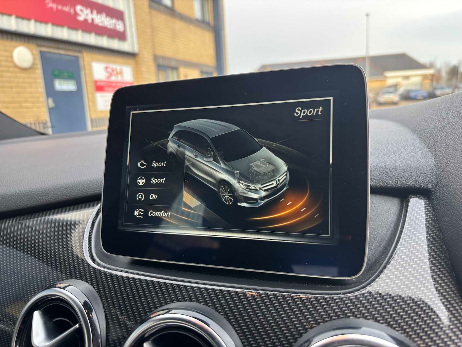 Used Mercedes-Benz B Class 2017 for sale - 76967863: Photo 33