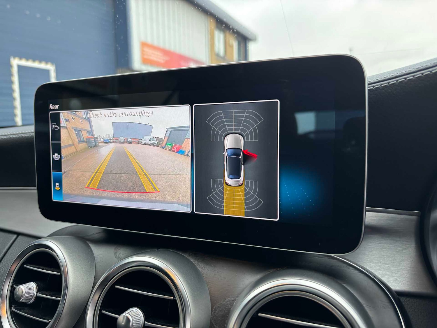 Used Mercedes-Benz C Class 2019 for sale - 77615388: Photo 34