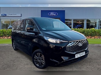 Used Ford Tourneo Custom 2025 for sale - 77093840: Photo