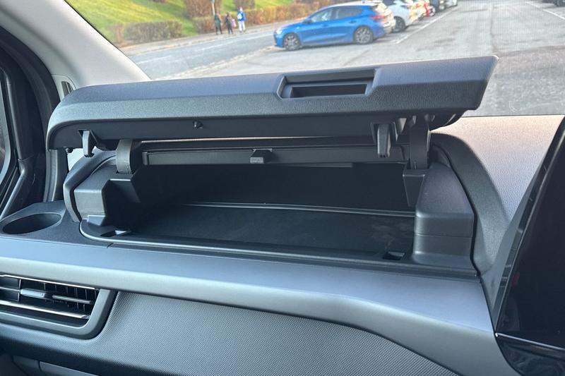 Used Ford Tourneo Custom 2025 for sale - 77093840: Photo 32