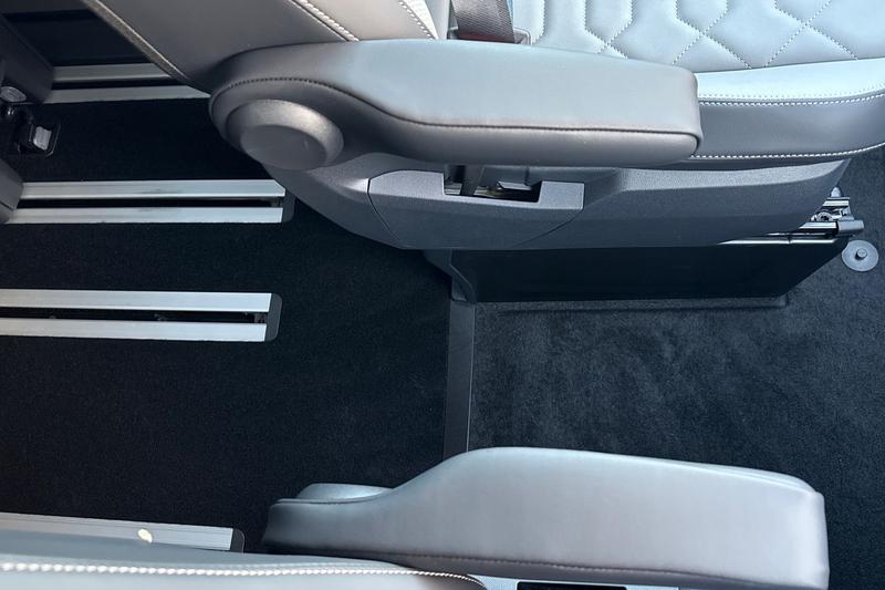 Used Ford Tourneo Custom 2025 for sale - 77093840: Photo 33