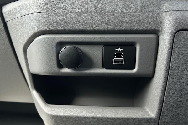 Used Ford E-Transit 2024 for sale - 75188305: Photo 38