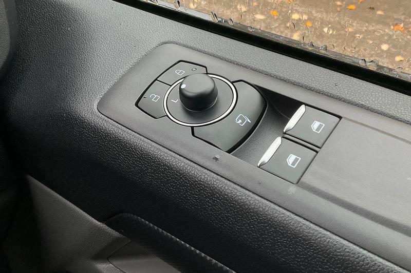 Used Ford Transit Custom 2025 for sale - 76895640: Photo 17