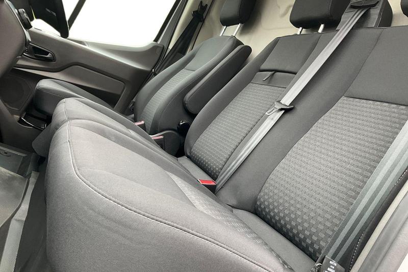 Used Ford E-Transit 2025 for sale - 76209362: Photo 11
