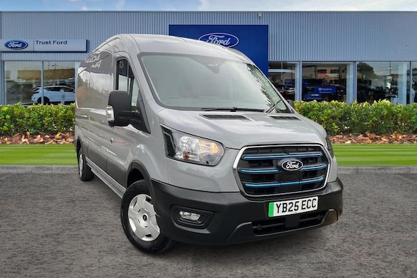 Used Ford E-Transit 2025 for sale - 76209362: Photo 1