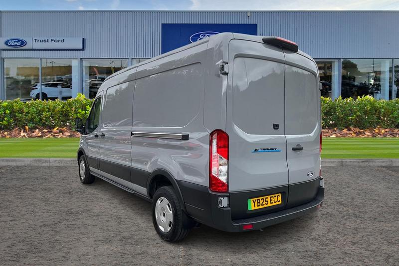 Used Ford E-Transit 2025 for sale - 76209362: Photo 2