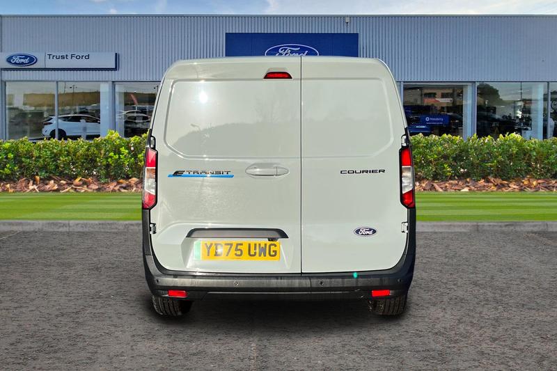 Used Ford E-Transit Courier 2025 for sale - 77367577: Photo 12
