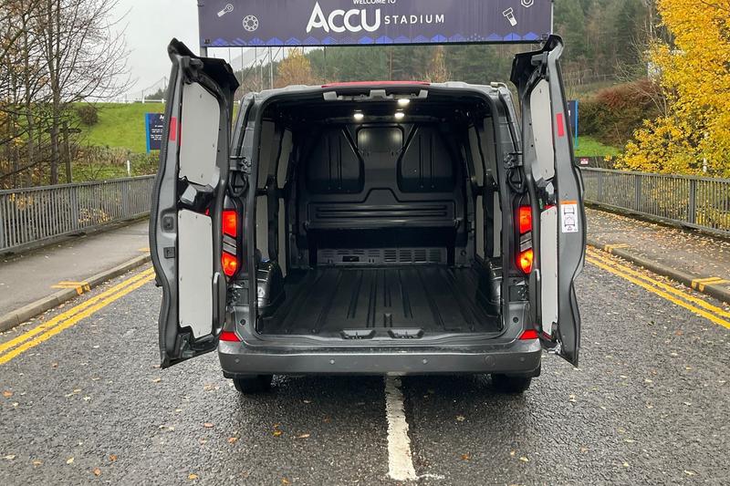 Used Ford Transit Custom 2024 for sale - 76895638: Photo 6