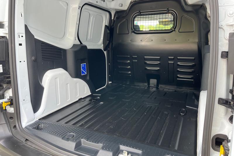 Used Ford Transit Courier 2024 for sale - 76568656: Photo 38