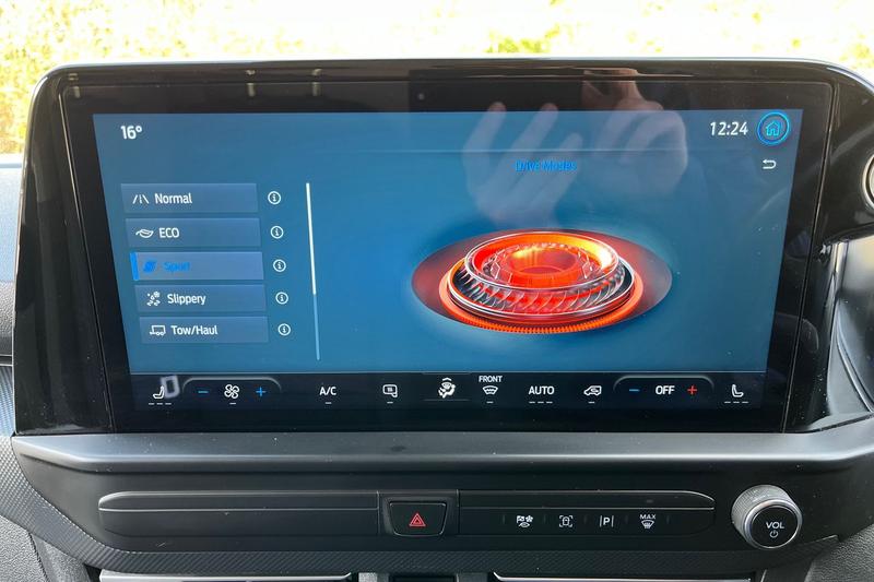 Used Ford Transit Custom 2024 for sale - 78042776: Photo 19