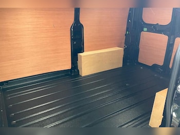 Used Ford Transit Custom 2025 for sale - 76178159: Photo 4