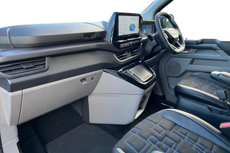 Used Ford Transit Custom 2025 for sale - 76545376: Photo 3