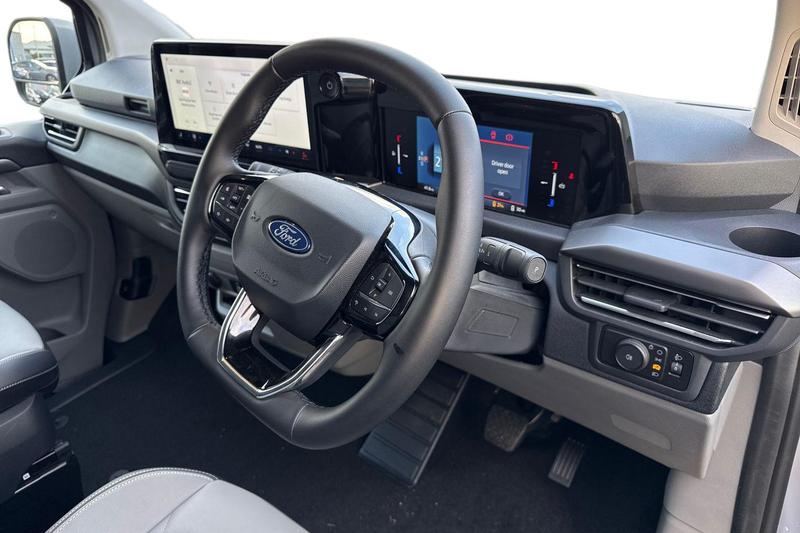 Used Ford Tourneo Custom 2025 for sale - 77354451: Photo 13