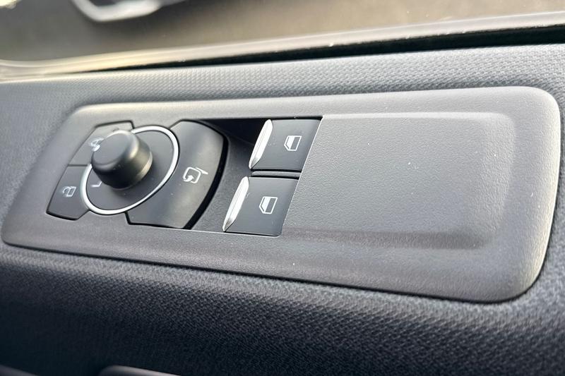 Used Ford Tourneo Custom 2025 for sale - 77354451: Photo 21