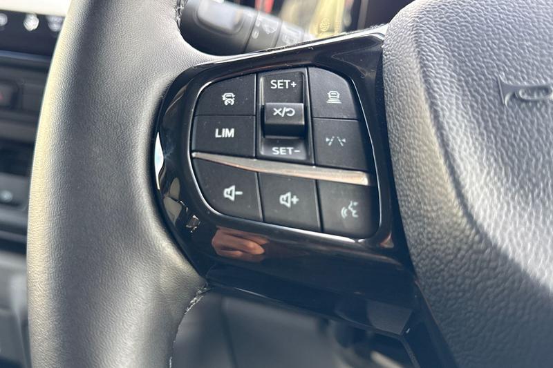 Used Ford Tourneo Custom 2025 for sale - 77354451: Photo 25