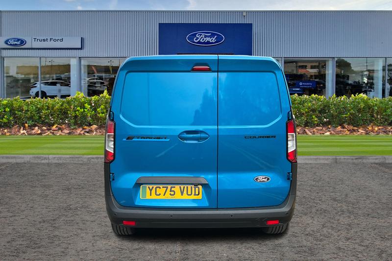 Used Ford Transit Courier 2025 for sale - 76960752: Photo 12