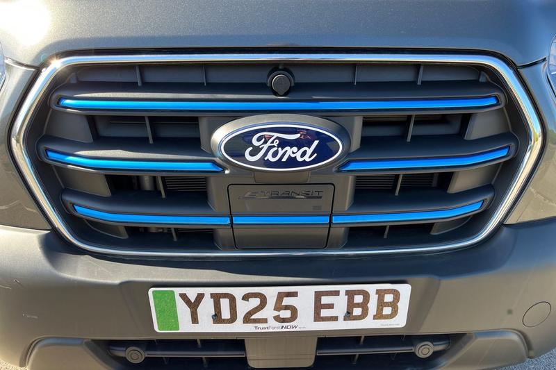 Used Ford Transit 2025 for sale - 77918645: Photo 8