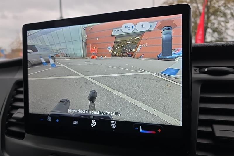 Used Ford Transit 2025 for sale - 76966149: Photo 38