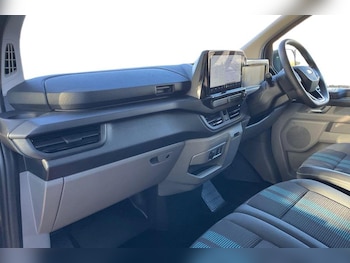 Used Ford E-Transit 2025 for sale - 76767104: Photo