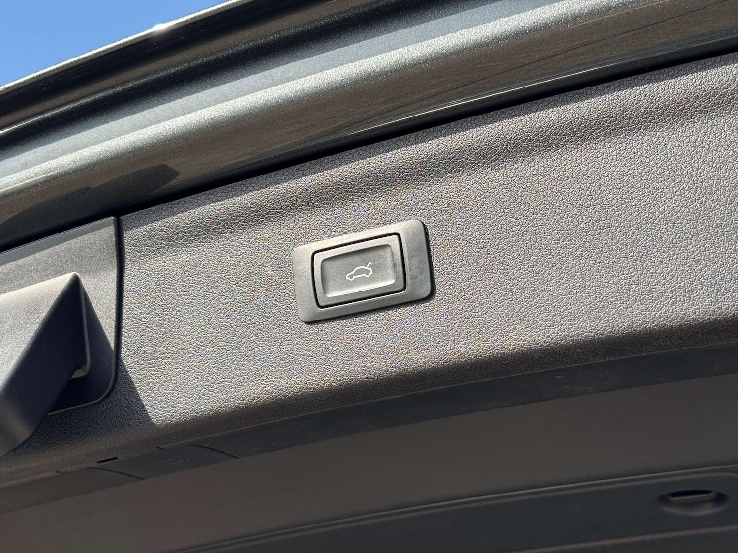 Used Audi Q3 2017 for sale - 77664917: Photo 23