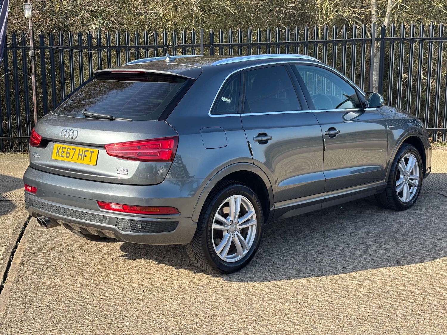 Used Audi Q3 2017 for sale - 77664917: Photo 9