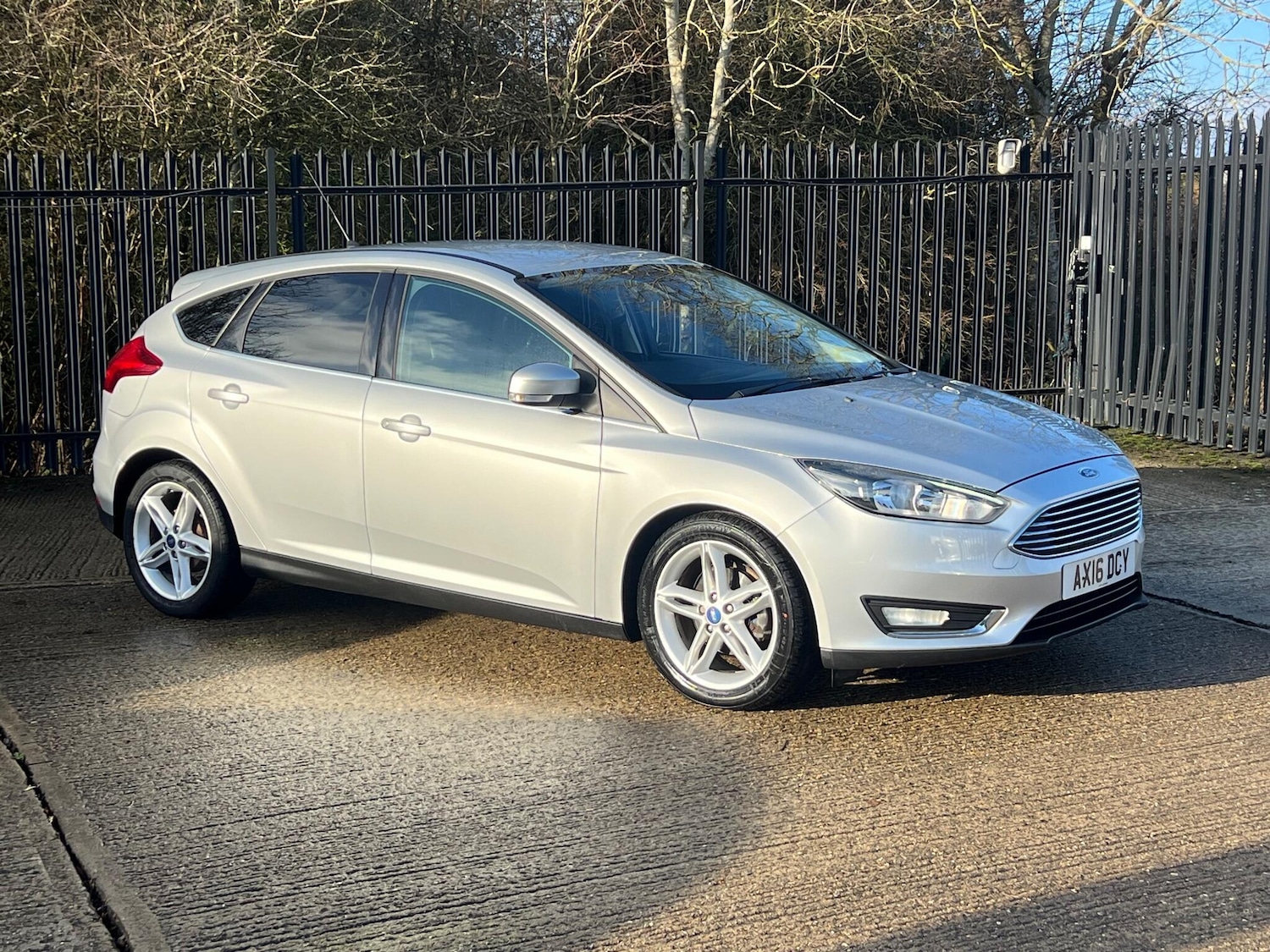 Used Ford Focus 2016 for sale - 77130998: Photo 3