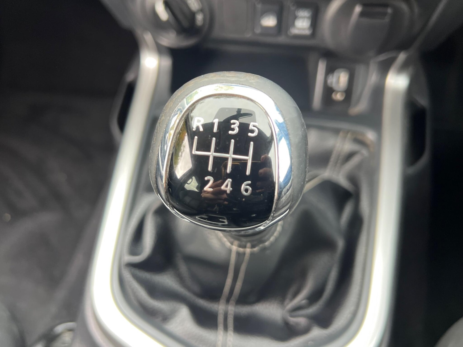 Used Nissan Navara 2020 for sale - 76283200: Photo 26