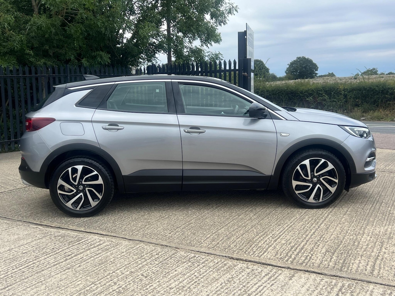 Used Vauxhall Grandland X 2019 for sale - 76989175: Photo 13
