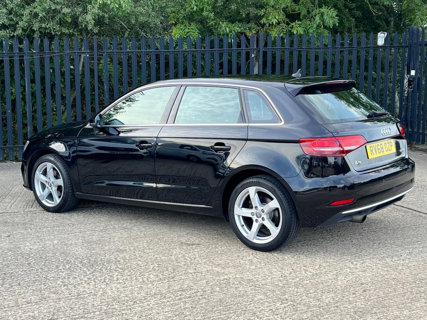 Used Audi A3 2018 for sale - 76060289: Photo 16