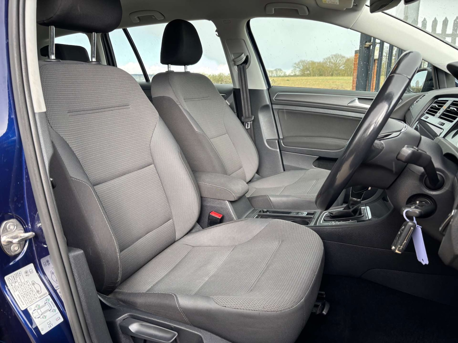 Used Volkswagen Golf 2018 for sale - 78027756: Photo 8