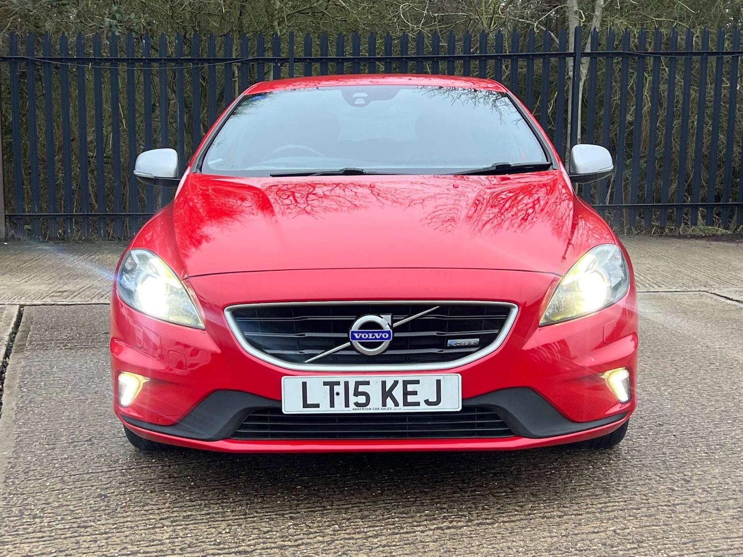 Used Volvo V40 2015 for sale - 77508810: Photo 13