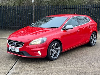 Used Volvo V40 2015 for sale - 77508810: Photo