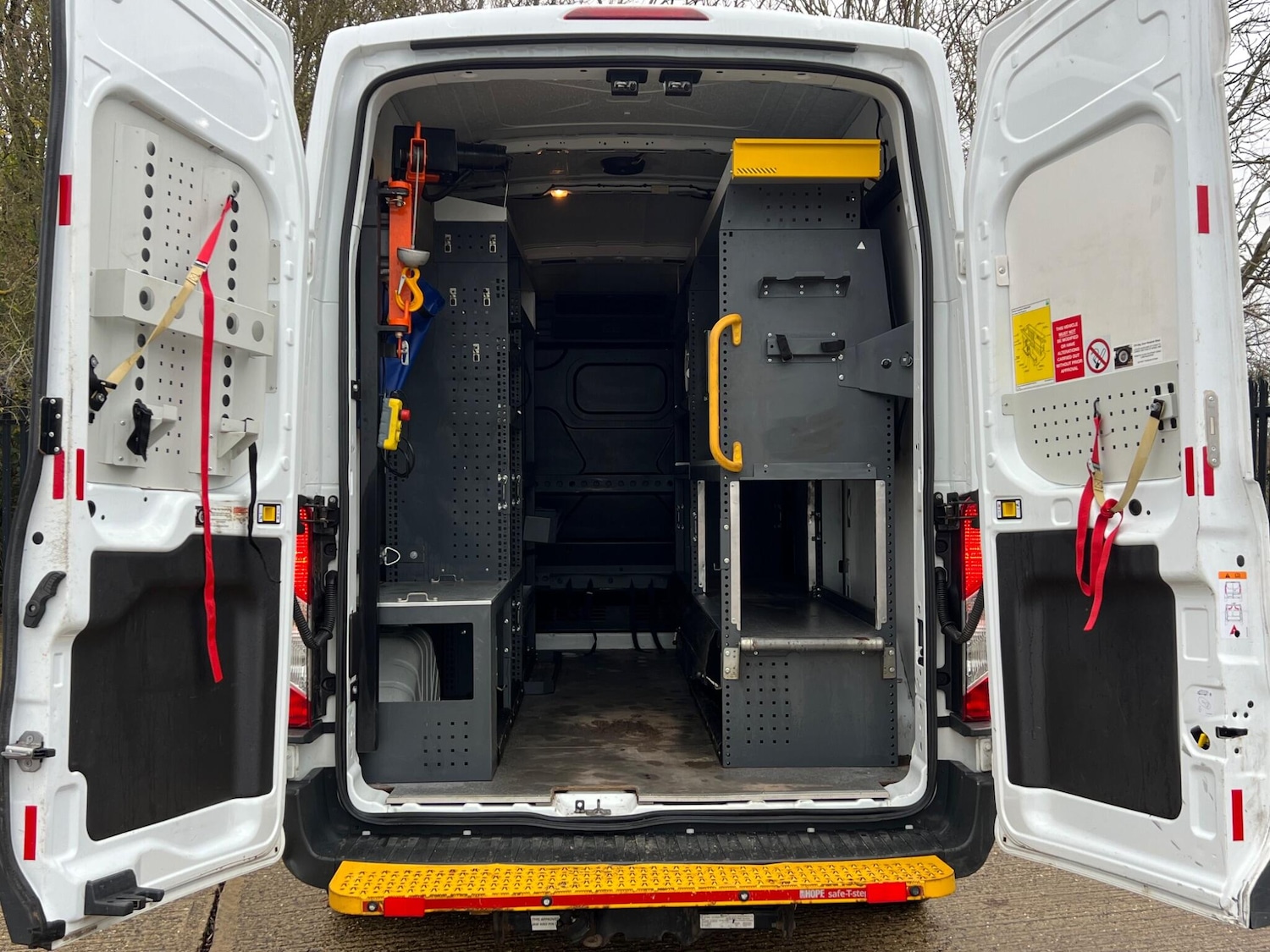 Used Ford Transit 2019 for sale - 76752726: Photo 2