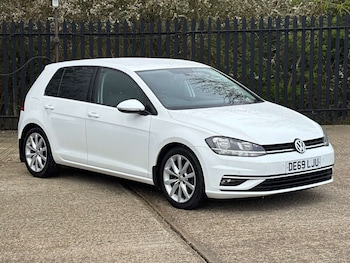 Used Volkswagen Golf 2019 for sale - 78027752: Photo
