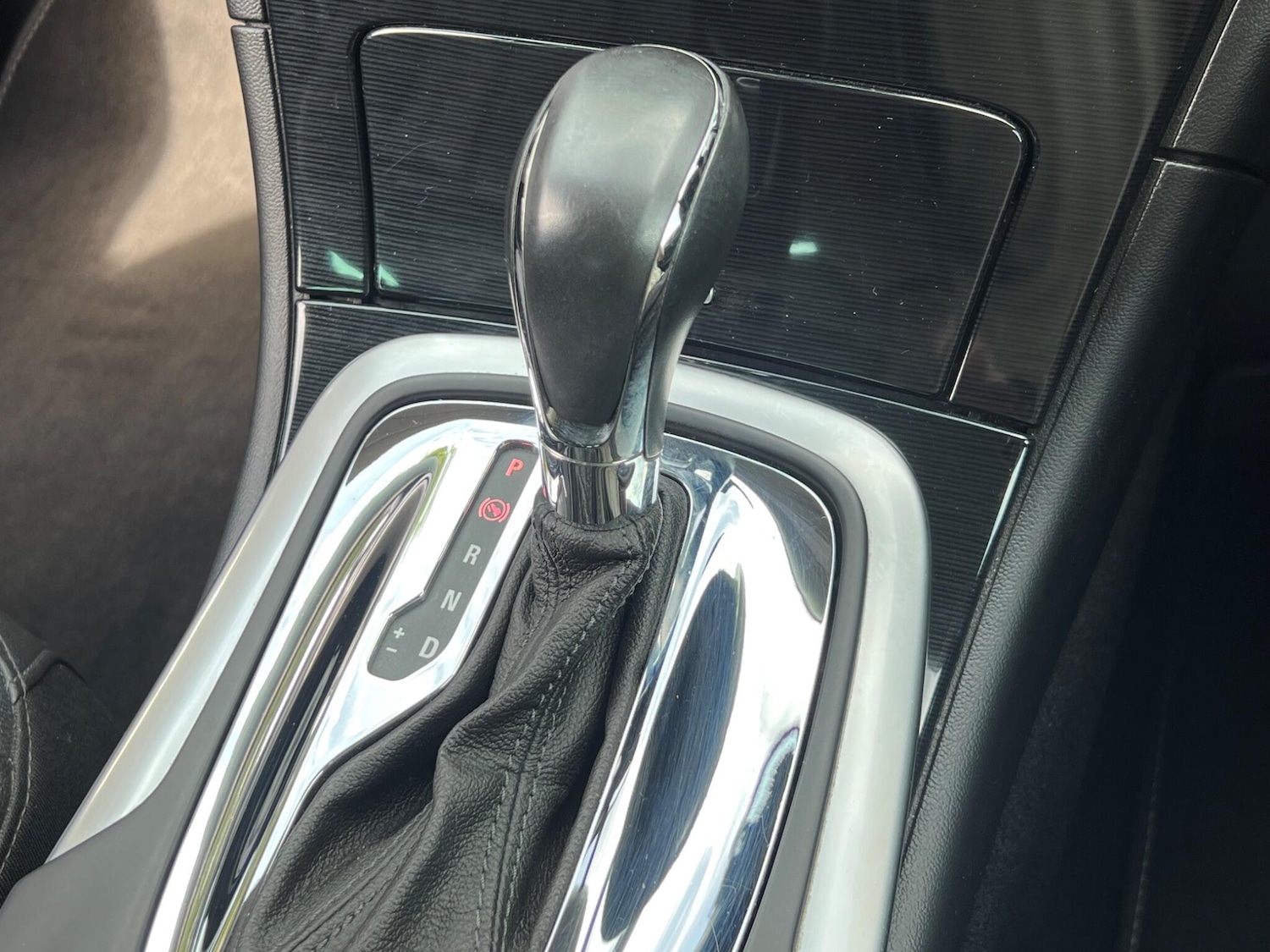 Used Vauxhall Insignia 2014 for sale - 76409065: Photo 6