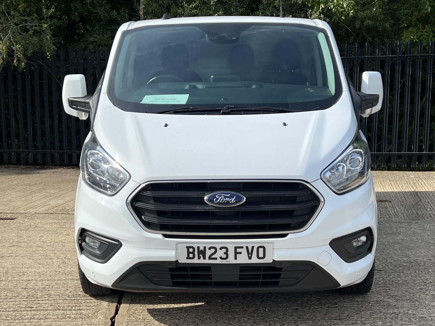 Used Ford Transit Custom 2023 for sale - 76099538: Photo 2