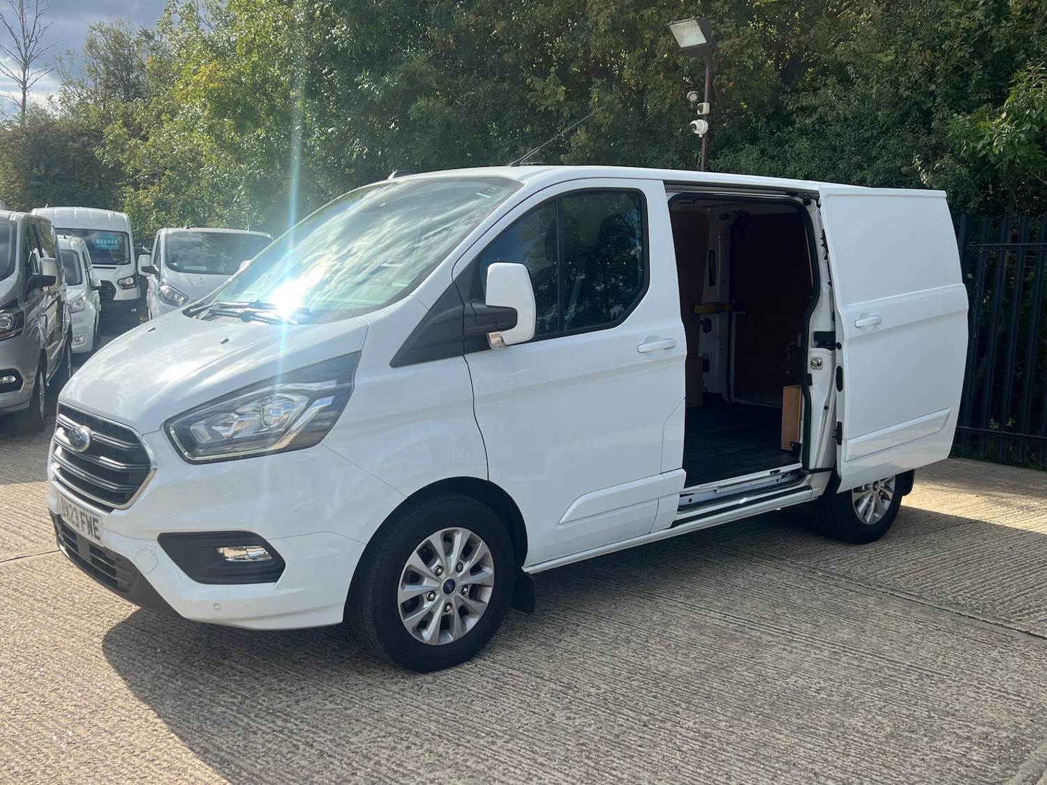 Used Ford Transit Custom 2023 for sale - 76099454: Photo 15