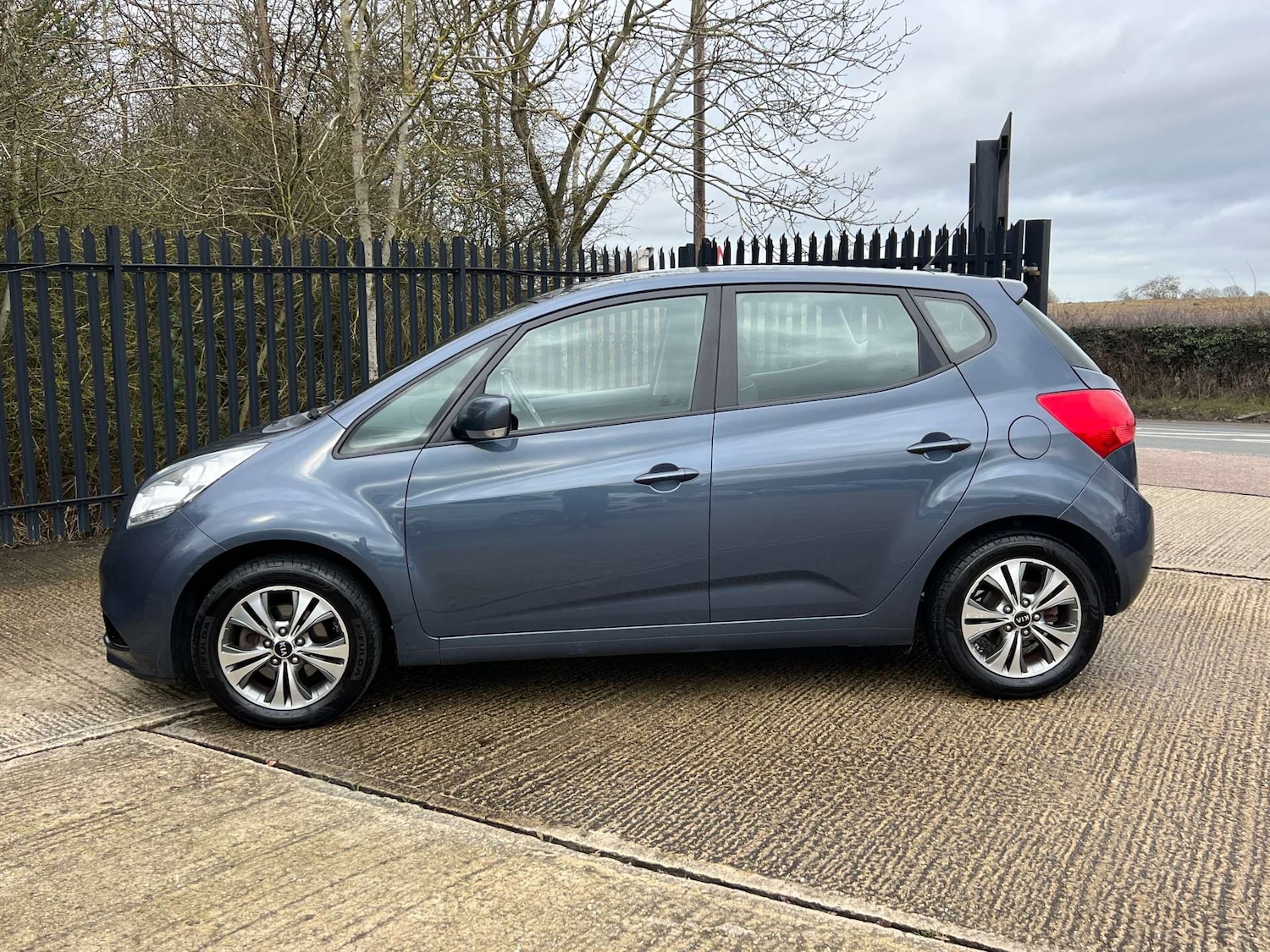 Used Kia Venga 2015 for sale - 77601957: Photo 13