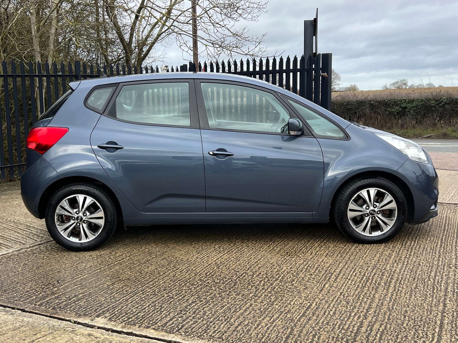 Used Kia Venga 2015 for sale - 77601957: Photo 14