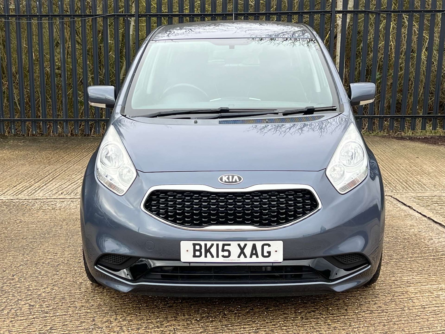 Used Kia Venga 2015 for sale - 77601957: Photo 2