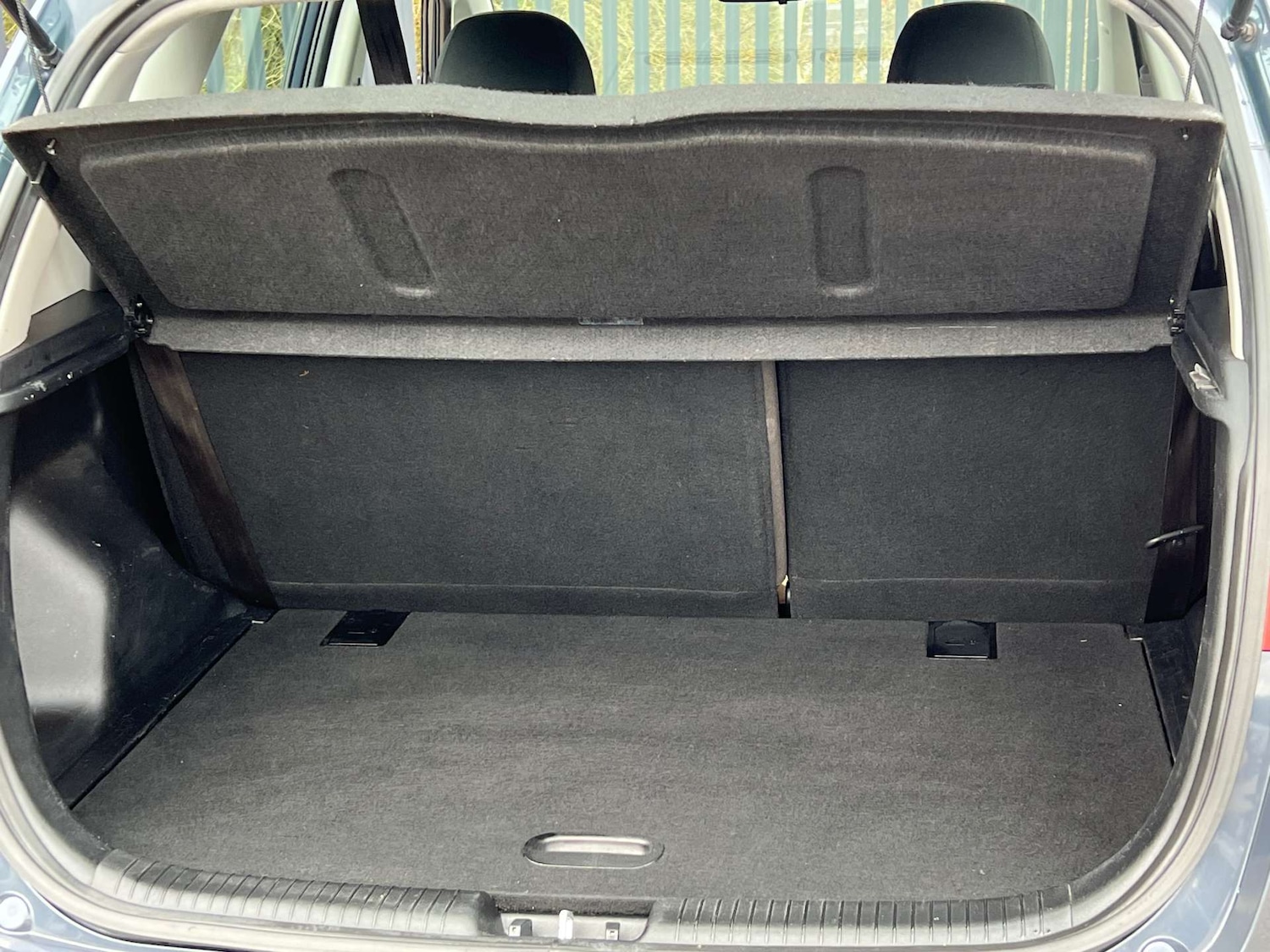 Used Kia Venga 2015 for sale - 77601957: Photo 24