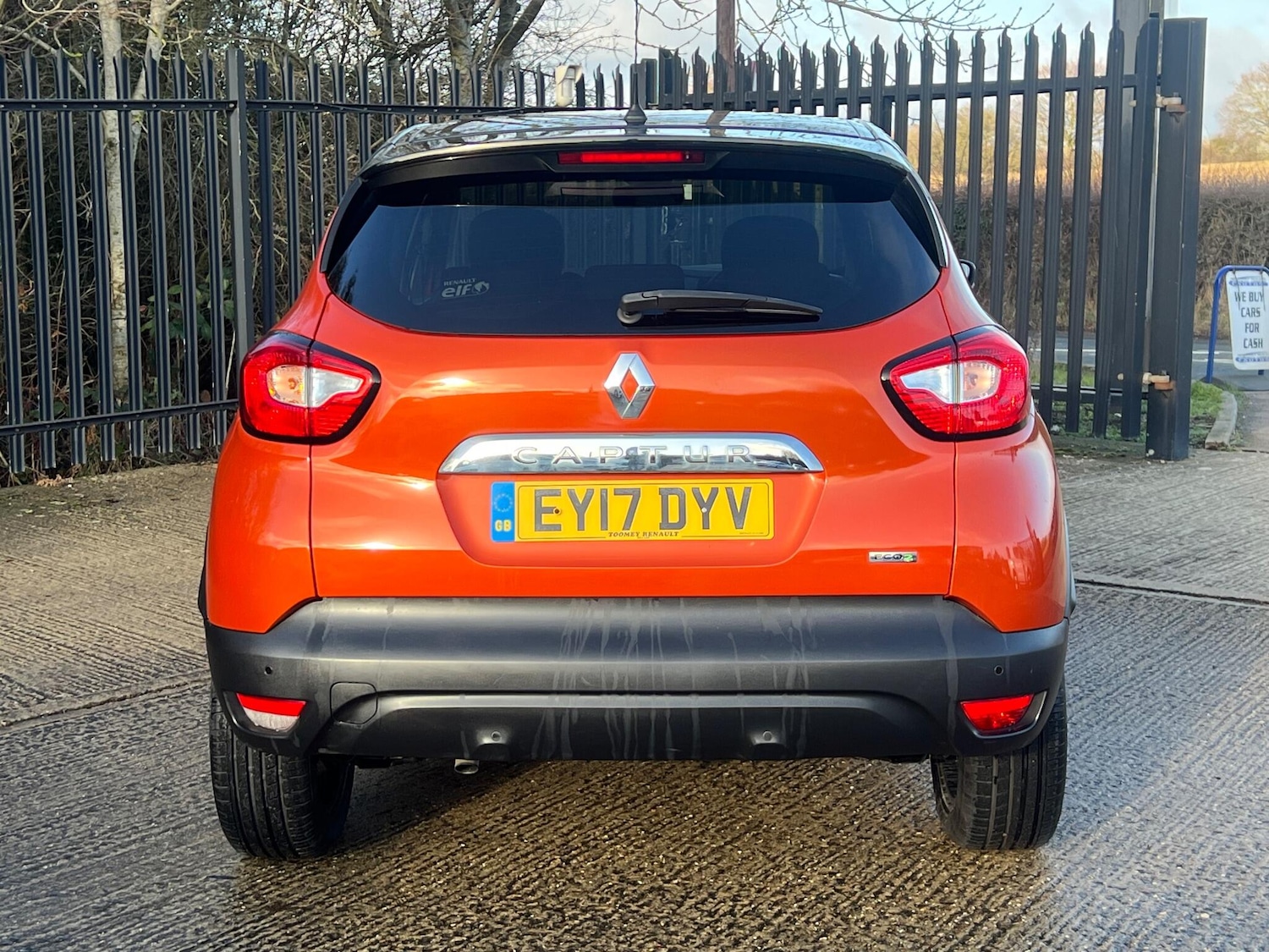 Used Renault Captur for sale - 77156127: Photo 10