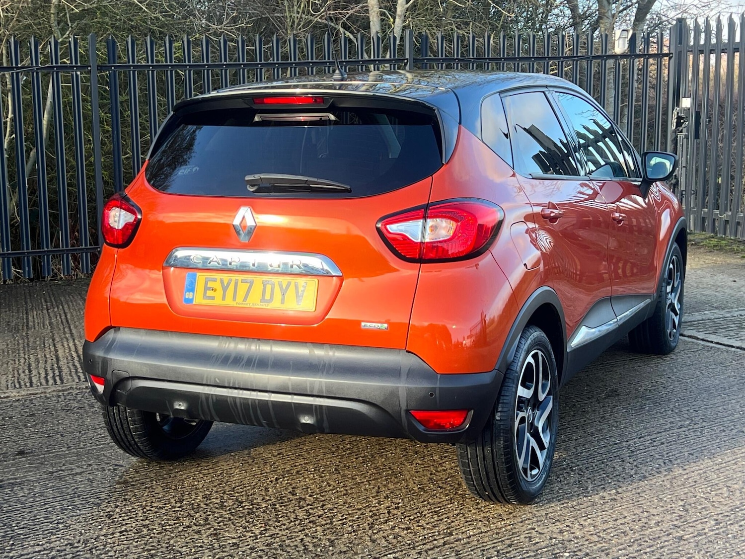 Used Renault Captur for sale - 77156127: Photo 19