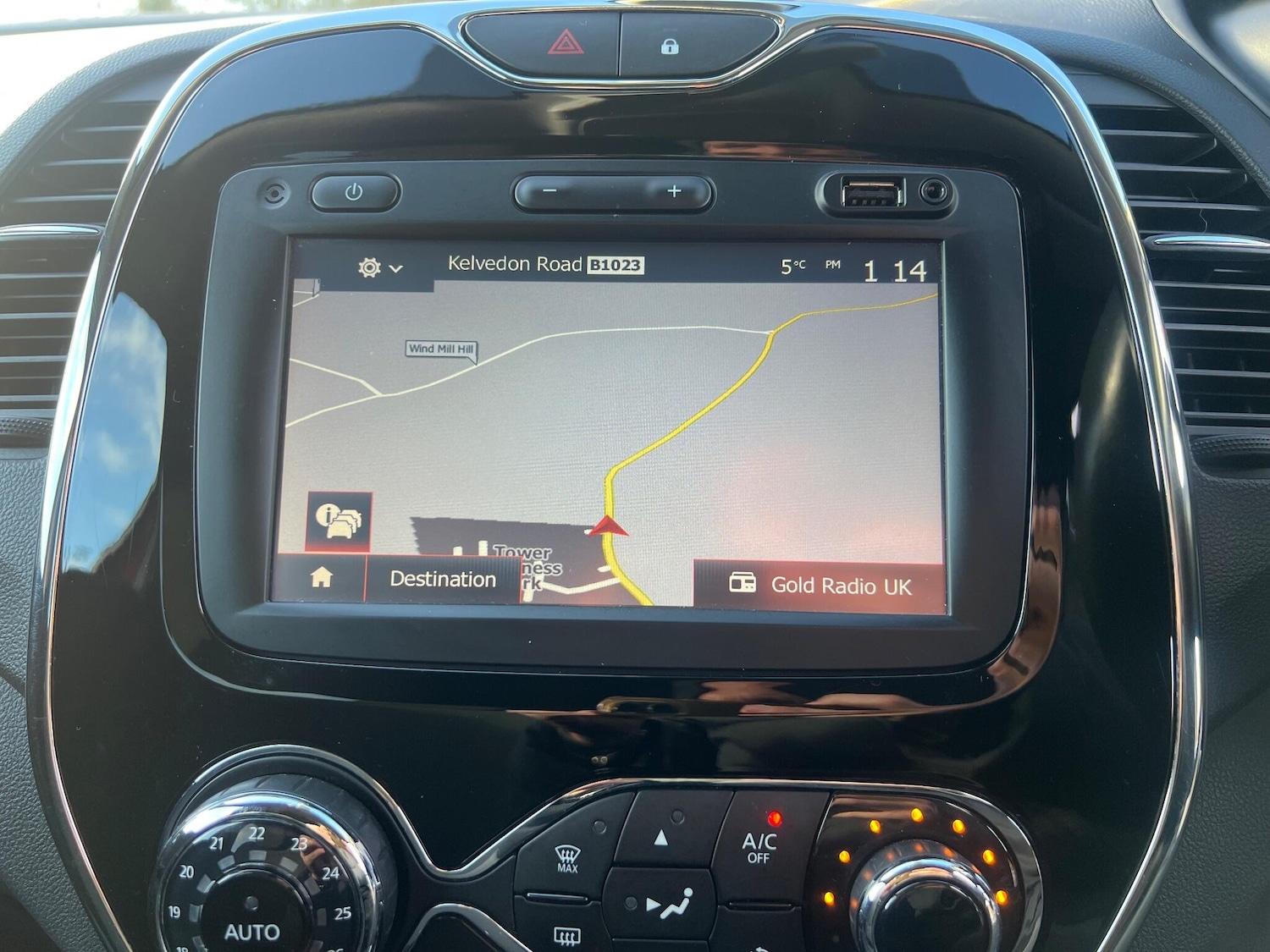 Used Renault Captur for sale - 77156127: Photo 5