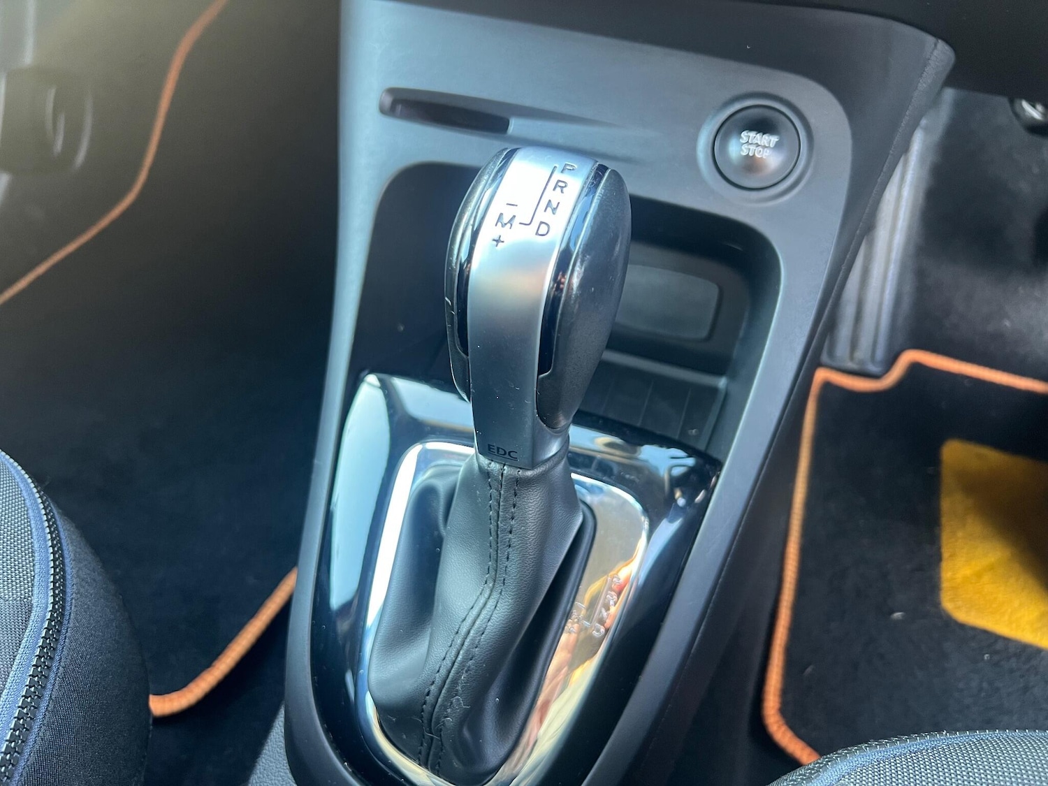 Used Renault Captur for sale - 77156127: Photo 6