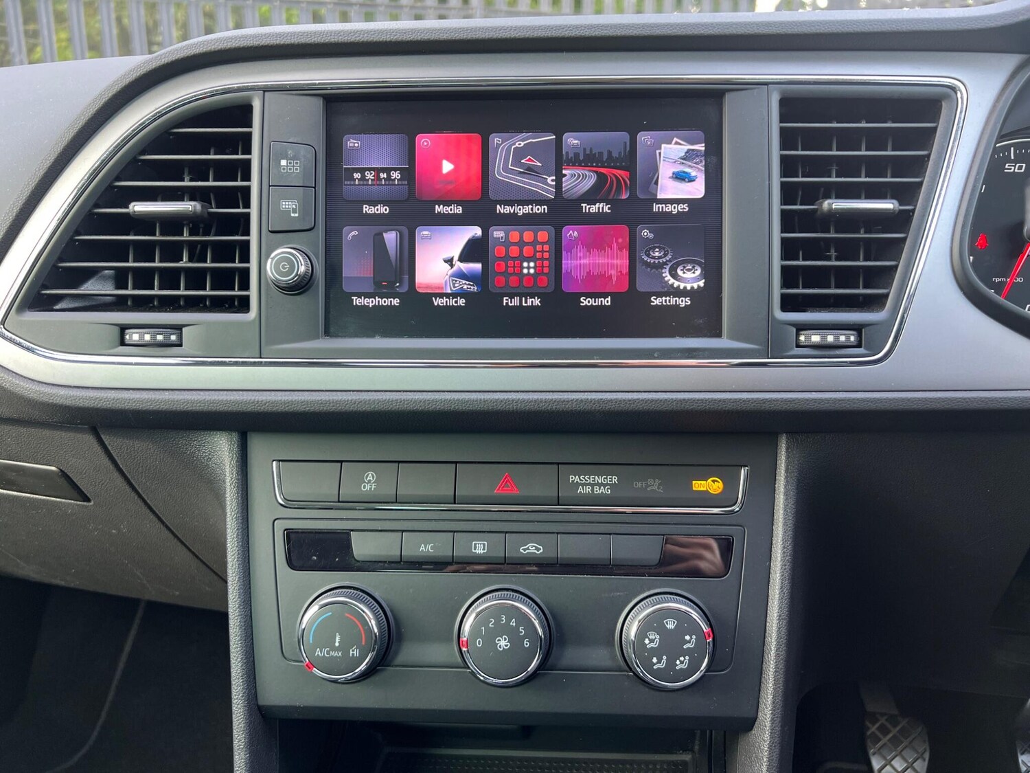 Used SEAT Leon 2018 for sale - 76059466: Photo 24